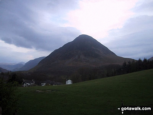 Walk c132 Low Fell and Fellbarrow from Lanthwaite Wood - Mellbreak from Maggie's Bridge