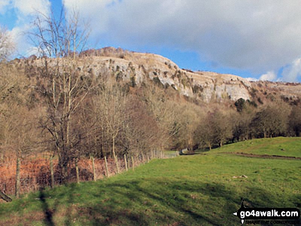 Walk c444 Lord's Seat (Whitbarrow Scar) from Mill Side - Whitbarrow Scar from Witherslack Hall School