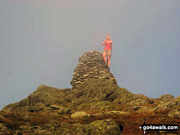 Walk c332 The Hagg Gill Round from Troutbeck - Katie says a prayer to the weather Gods on Ill Bell