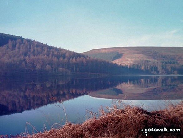 Walk d114 Alport Castles and Bleaklow Stones from Fairholmes Car Park, Ladybower Reservoir - Howden Reservoir