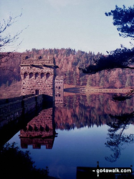 Walk d298 Back Tor and Margery Hill from Fairholmes Car Park, Ladybower Reservoir - Howden Reservoir