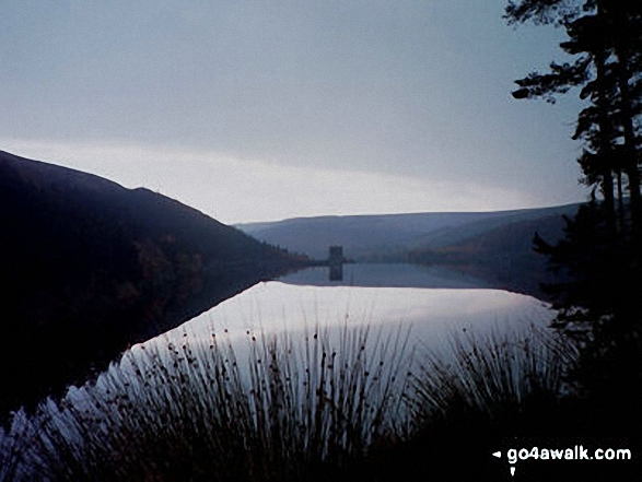 Walk d298 Back Tor and Margery Hill from Fairholmes Car Park, Ladybower Reservoir - Howden Reservoir