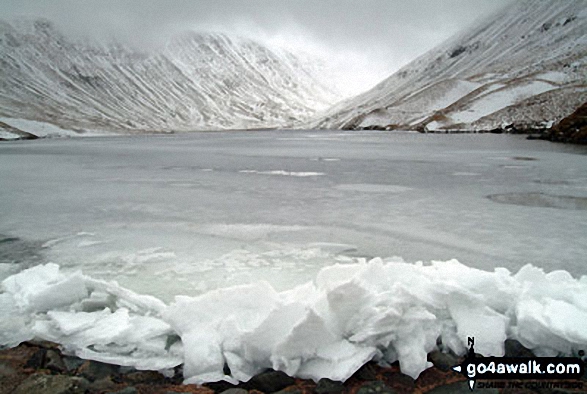 Walk c155 The Knott and Place Fell from Patterdale - Ice on Hayeswater