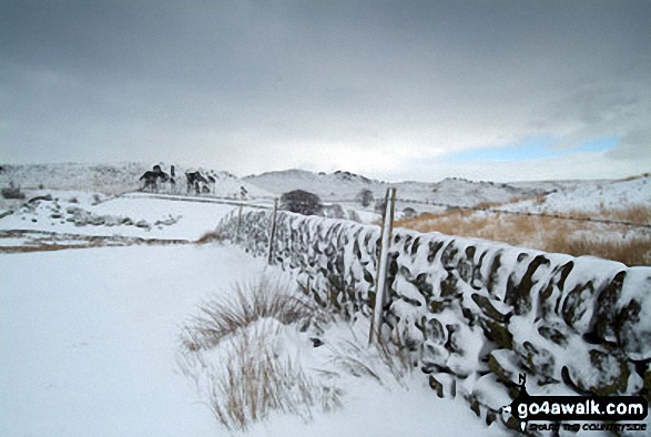 Walk s104 The Roaches from Five Clouds, Upper Hulme - Snow on The Roaches