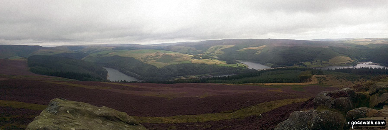 Walk d144 Winhill Pike (Win Hill) and Hope Cross from Yorkshire Bridge - Panoramic from top of Winhill Pike (Win Hill) featuring Ladybower Reservoir