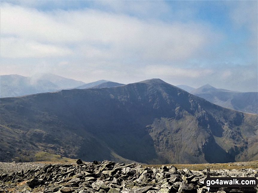 Walk cw199 Carnedd Llewelyn, Foel Grach and Pen Llithrig y Wrach from Llyn Eigiau - Looking over to Carnedd Dafydd with The Glyderau and Snowdon (Yr Wyddfa) in the distance (left) from Carnedd Llewelyn