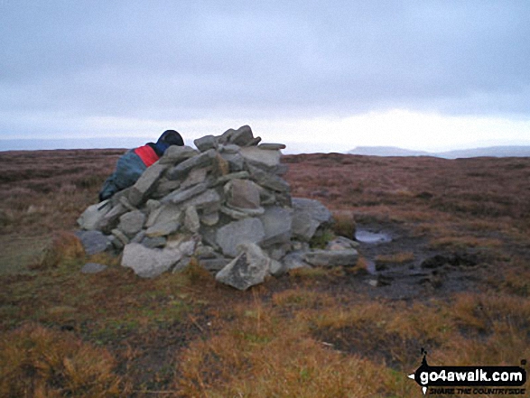 Walk ny108 Dodd Fell Hill and Drumaldrace (Wether Fell) from Hawes - Cairn on Drumaldrace (Wether Fell)