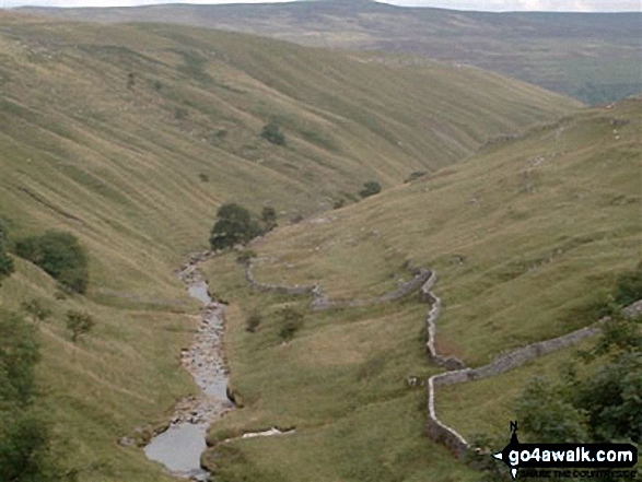 Walk ny112 Pen-y-ghent and Plover Hill from Dale Head - Pen-y-ghent Gill