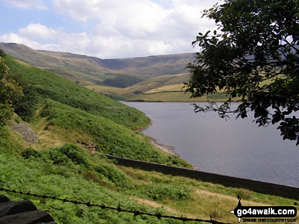 Walk d321 Mill Hill and Middle Moor from Hayfield - Kinder Scout from Kinder Reservoir