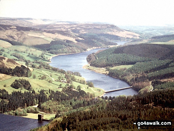 Walk d260 Back Tor from Fairholmes Car Park, Ladybower Reservoir - Aerial view looking South East down Ladybower Reservoir