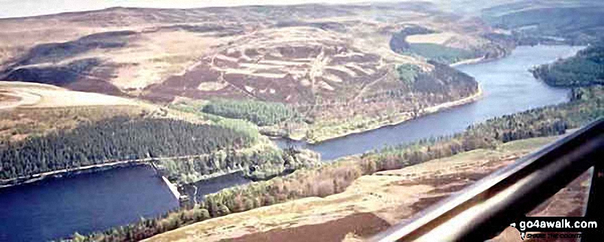 Walk d114 Alport Castles and Bleaklow Stones from Fairholmes Car Park, Ladybower Reservoir - *Aerial Panorama Looking South East down Ladybower Reservoir