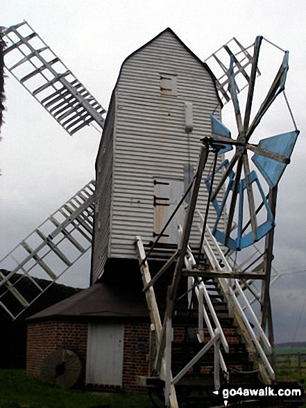 Walk ht108 Ardeley and Cromer Windmill from Walkern - Cromer Windmill