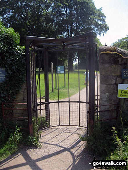 Walk d211 Chatsworth Park from Baslow - The Cannon Kissing Gate allowing access into Chatsworth Park from Baslow