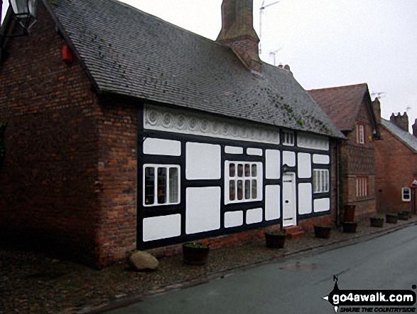 Walk ch161 Great Budworth from Arley Hall - Decorated cottage in Great Budworth village