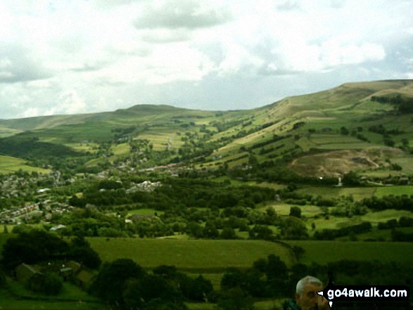 Walk d171 Lantern Pike and Cown Edge Rocks from Hayfield - Hayfield from Lantern Pike