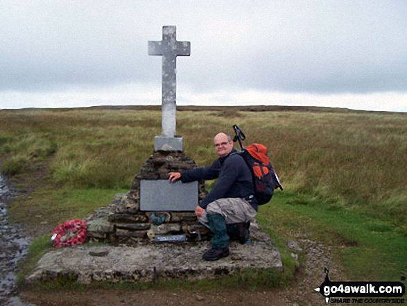 The Fox Memorial on Buckden Pike