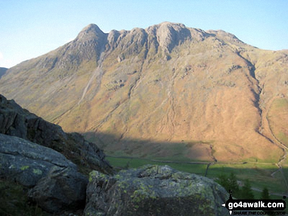 Walk c414 Crinkle Crags and Bow Fell (Bowfell) from The Old Dungeon Ghyll, Great Langdale - The Langdale Pikes - Pike of Stickle (left) and Loft Crag (centre right) from The Band