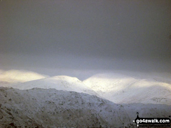 Walk c258 Pike of Blisco (Pike o' Blisco) from The Old Dungeon Ghyll, Great Langdale - Wetherlam, Swirl How and Little Carrs under a deep blanket of snow from<br>Pike of Blisco (Pike o' Blisco)