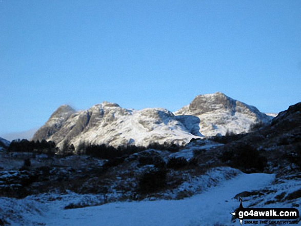 Walk c147 Little Langdale and Great Langdale from Elterwater - Snow and sunshine on The Langdale Pikes from near Blea Tarn (Langdale)