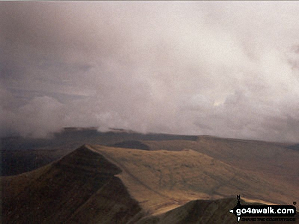 Walk po101 Pen y Fan from Pont ar Daf - Cribyn from Pen y Fan