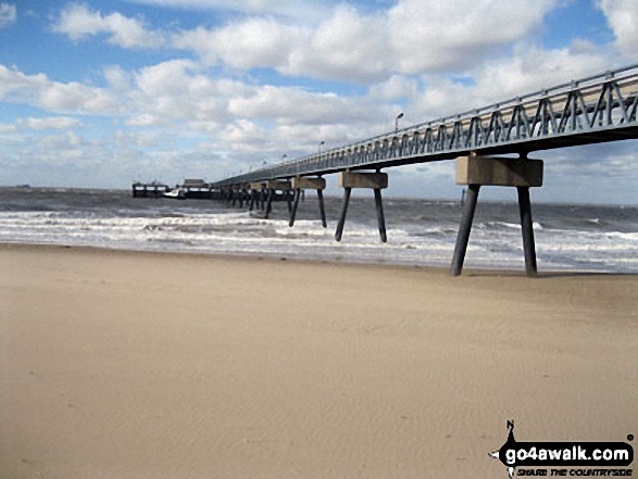 Walk ey119 Spurn Head from Kilnsea - Life Boat Station Jetty at the end of Spurn Head