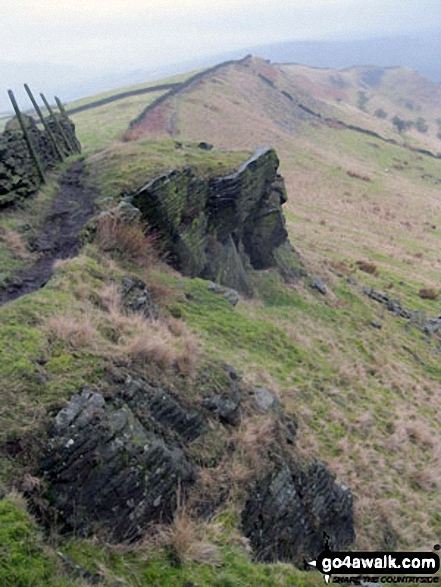 Walk d156 Kinder Low (Kinder Scout), Brown Knoll (Edale), South Head (Hayfield) and Mount Famine from Bowden Bridge, Hayfield - Rocks on the Mount Famine ridge