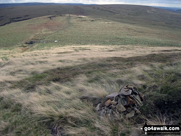 Walk d205 Black Chew Head (Laddow Rocks) and Black Hill (Soldier's Lump) from Crowden - Crossing Tooleyshaw Moor