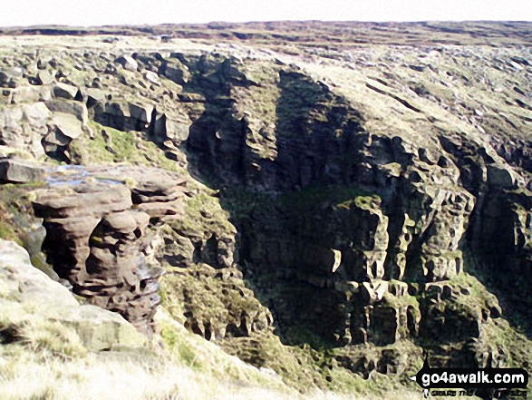 Walk d170 Kinder Downfall and Kinder Low from Bowden Bridge, Hayfield - Kinder Downfall