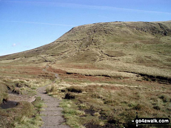 The Pennine Way where it climbs up to Kinder Scout from Mill Hill (Ashop Head)