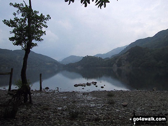 Walk gw114 Llyn Gwynant from Pen y Pass - Llyn Gwynant