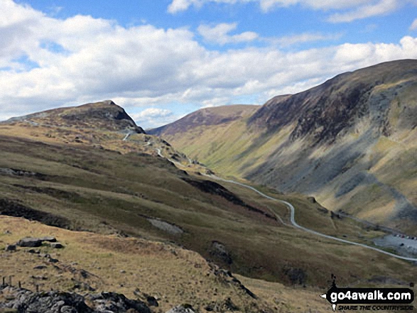 Walk c174 Glaramara and Great Gable from Seatoller (Borrowdale) - Looking NW from Grey Knotts above Honister Slate Mine to Fleetwith Pike (left) and Robinson, Littledale Edge, Hindscarth and Dale Head (Newlands) on the other side of the valley