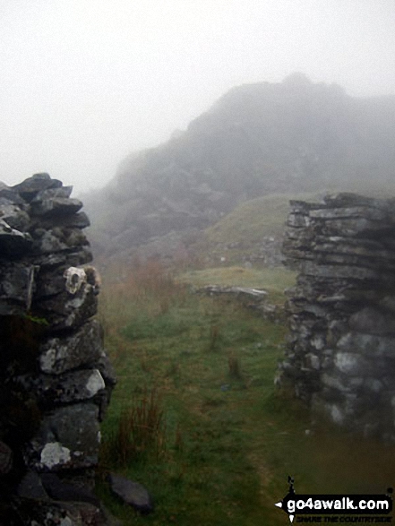 Walk gw150 Moel Ysgyfarnogod and Foel Penolau from Moel-y-geifr - Moel Ysgyfarnogod in mist