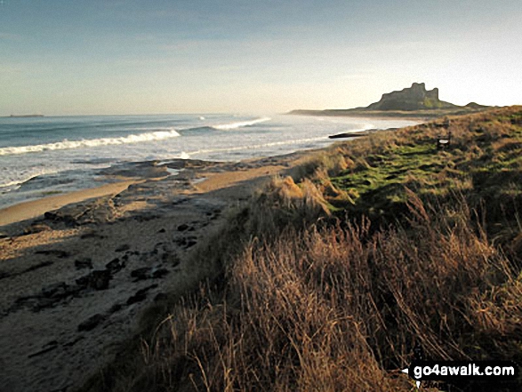 Walk n127 Budle Point from Bamburgh - Bamburgh Castle from The Wynding