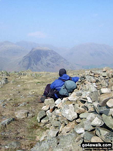 Walk c116 Illgill Head and Whin Rigg from Wasdale Head, Wast Water - Yewbarrow from Illgill Head summit cairn