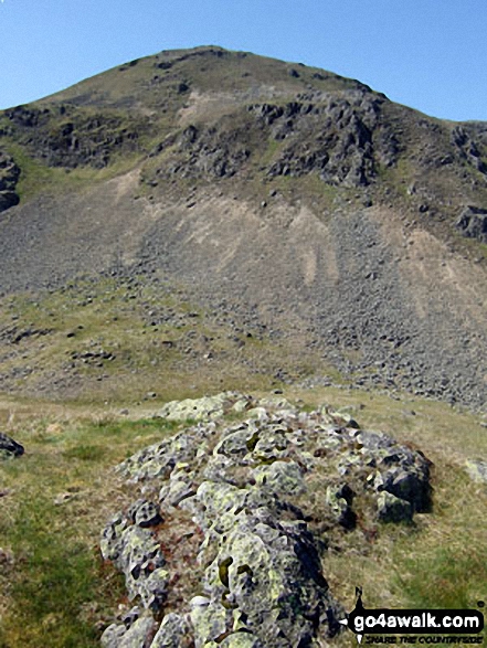 Walk gw133 Arenig Fawr (Moel Yr Eglwys), Moel Llyfnant and Gallt yDaren via the NW Ridge  from Pont Rhyd-y-Fen - Carreg y Diocyn summit with Arenig Fawr beyond