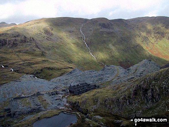 Walk gw200 Moel-yr-hydd, Moelwyn Mawr and Moelwyn Bach from Tanygrisiau - Croesor Quarry from Rhosydd Quarry