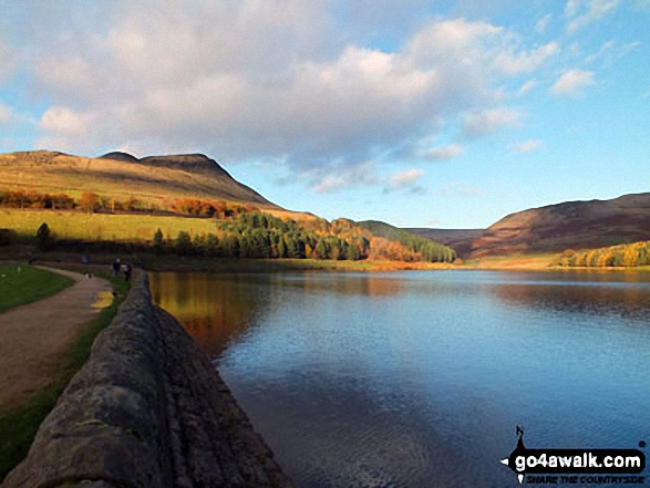 Walk gm126 Ashway Rocks and Great Dove Stones Rocks from Dove Stone Reservoir, Greenfield - Lovely shot of summer evening light on Dove Stone Reservoir near Greenfield