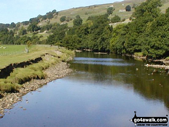 Walk ny157 High Harker Hill and Greets Hill from Reeth - The River Swale near Reeth