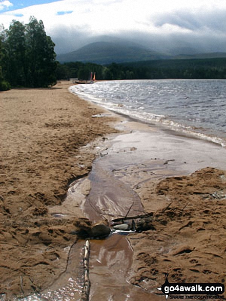 Walk h222 A circuit of Loch Morlich - Cairn Gorm from the shores of Loch Morlich