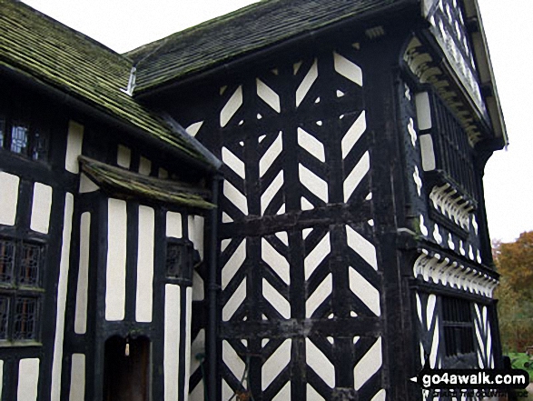 Walk ch253 Little Moreton Hall from Ackers Crossing - Little Moreton Hall