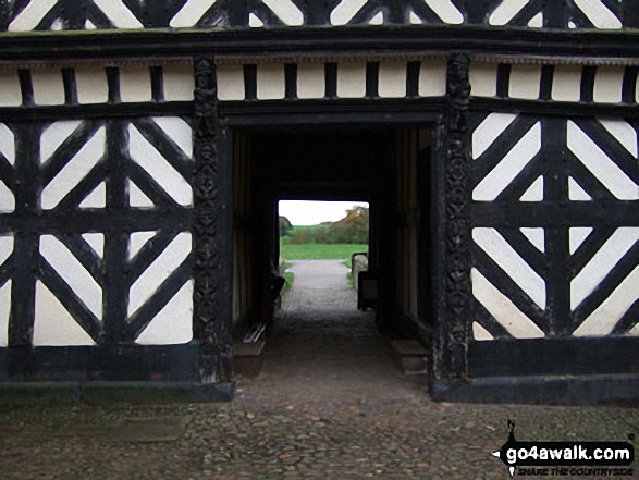 Walk ch253 Little Moreton Hall from Ackers Crossing - Little Moreton Hall