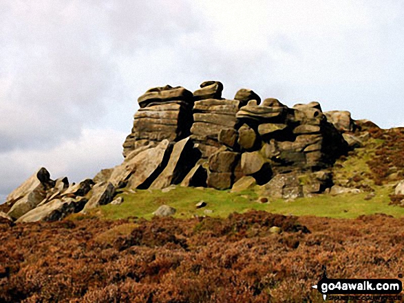 Walk d121 Back Tor from Ashopton Bridge, Ladybower Reservoir - Dovestones Tor, Derwent Edge