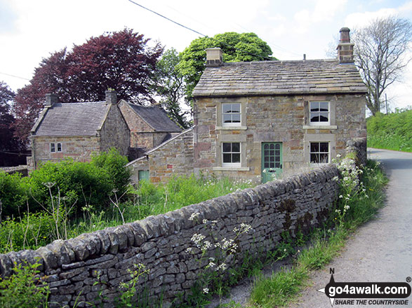 Walk d225 Sheen, The Manifold Valley, Longnor and Pilsbury Castle Hills from Hartington - The Staffordshire hamlet of Brund