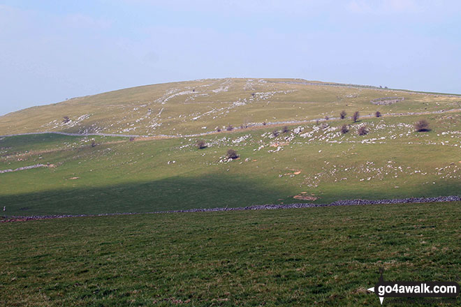 Walk d225 Sheen, The Manifold Valley, Longnor and Pilsbury Castle Hills from Hartington - Carder Low from the north