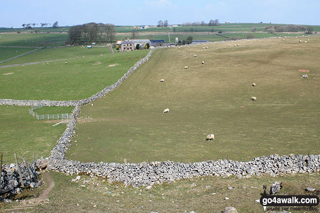 Walk d225 Sheen, The Manifold Valley, Longnor and Pilsbury Castle Hills from Hartington - Heading towards Darley Farm