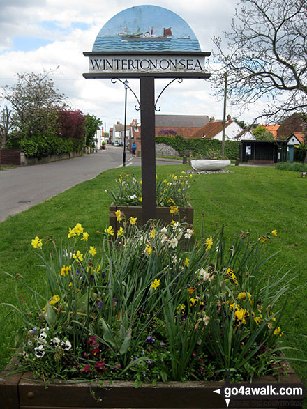 Walk nf145 Horsey from Winterton-on-Sea - Winterton-on-Sea