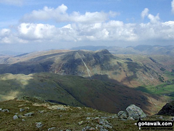 Walk c414 Crinkle Crags and Bow Fell (Bowfell) from The Old Dungeon Ghyll, Great Langdale - The Langdale Pikes and The Band from Great Knott