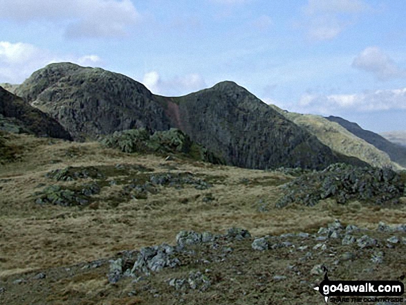 Walk c414 Crinkle Crags and Bow Fell (Bowfell) from The Old Dungeon Ghyll, Great Langdale - Crinkle Crags from Great Knott