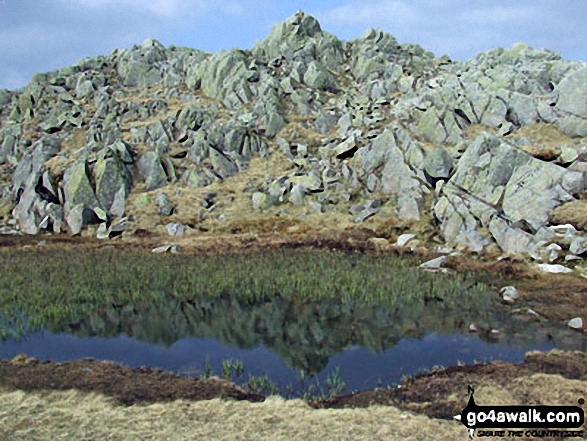 Walk c129 Crinkle Crags and Bow Fell from The Old Dungeon Ghyll, Great Langdale - On the Three Tarns col