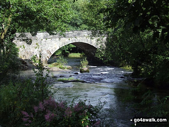 Walk c274 Loughrigg Fell from Elterwater - Skelwith Bridge